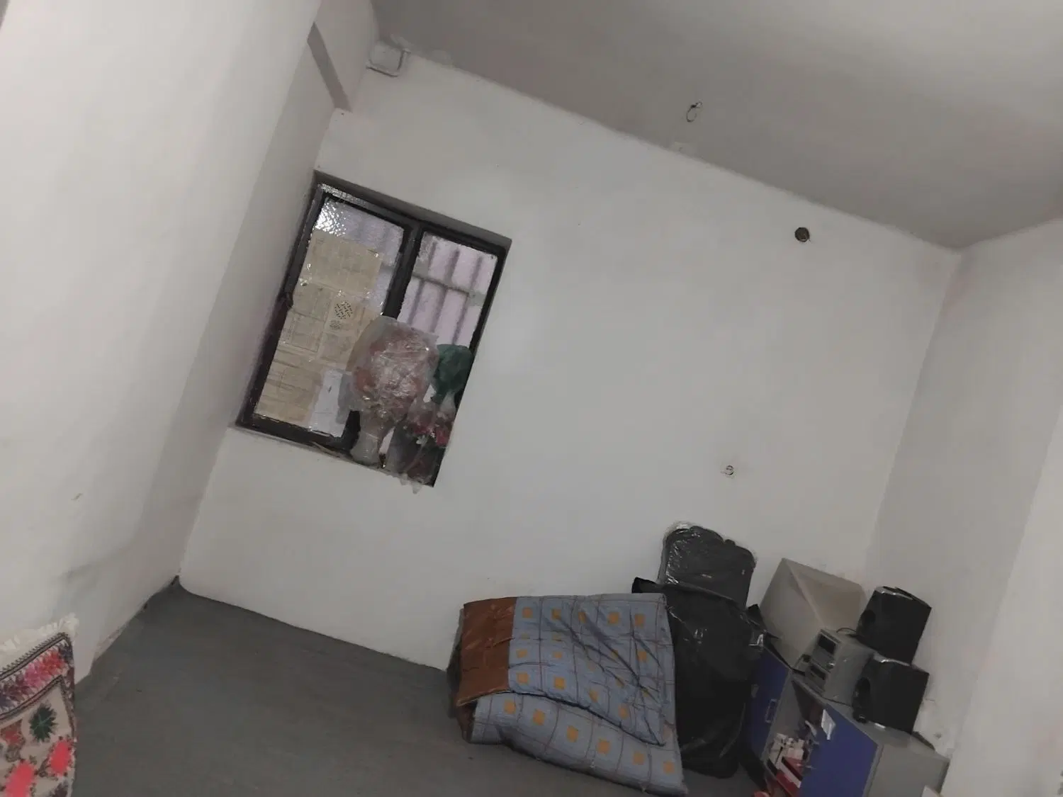 آپارتمان 3 طبقه دربست