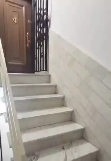 واحد تمیز باز سازی شده دوخواب تک واحد لوکس
