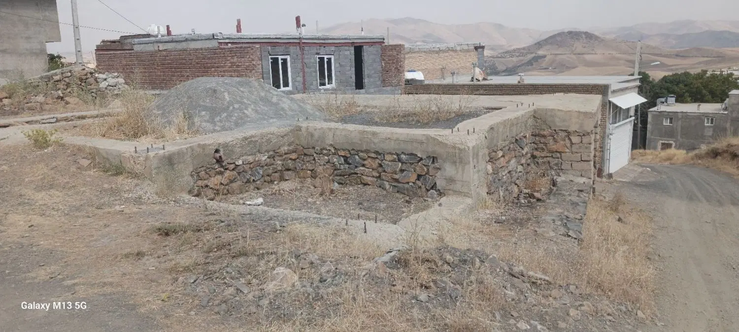 زمین مسکونی