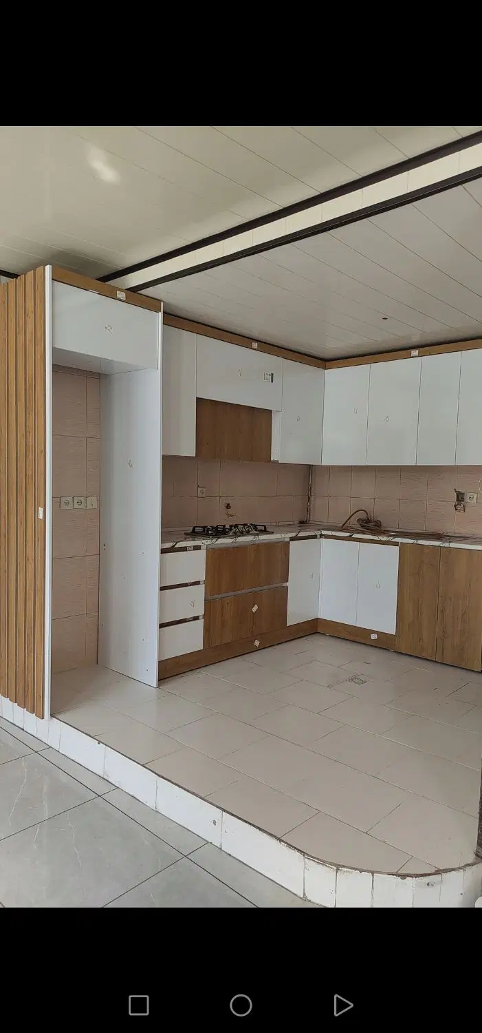 منزل مسکونی و تجاری
