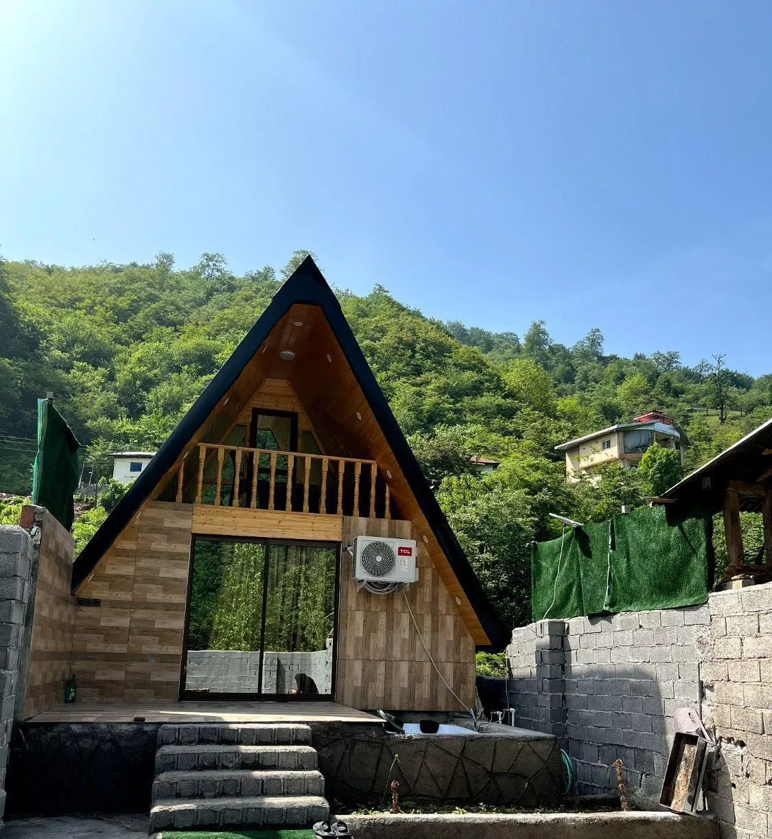 کلبه سوئیسی اجاره ای