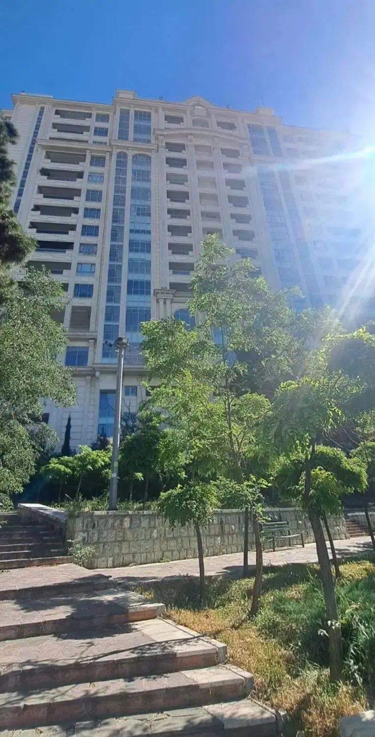 هم خونه هم خانه همخونه