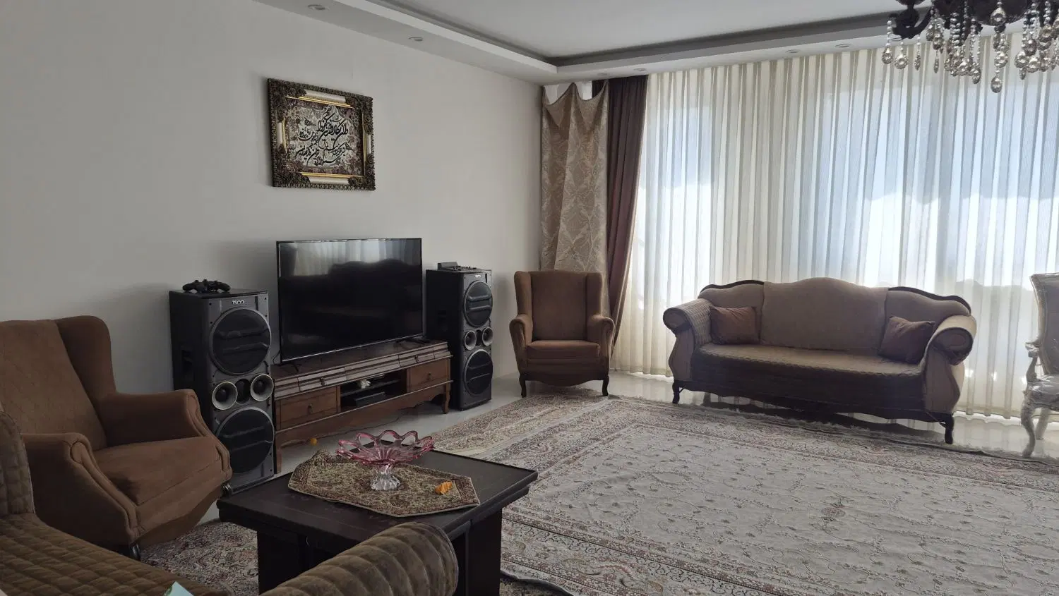 آپارتمان سه خوابه،۱۷۲ متر ،رهن کامل