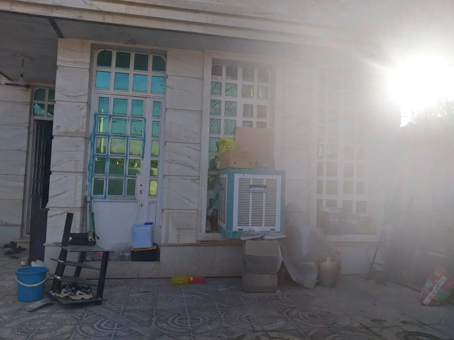 فروش یک واحد مسکونی در شرف آباد