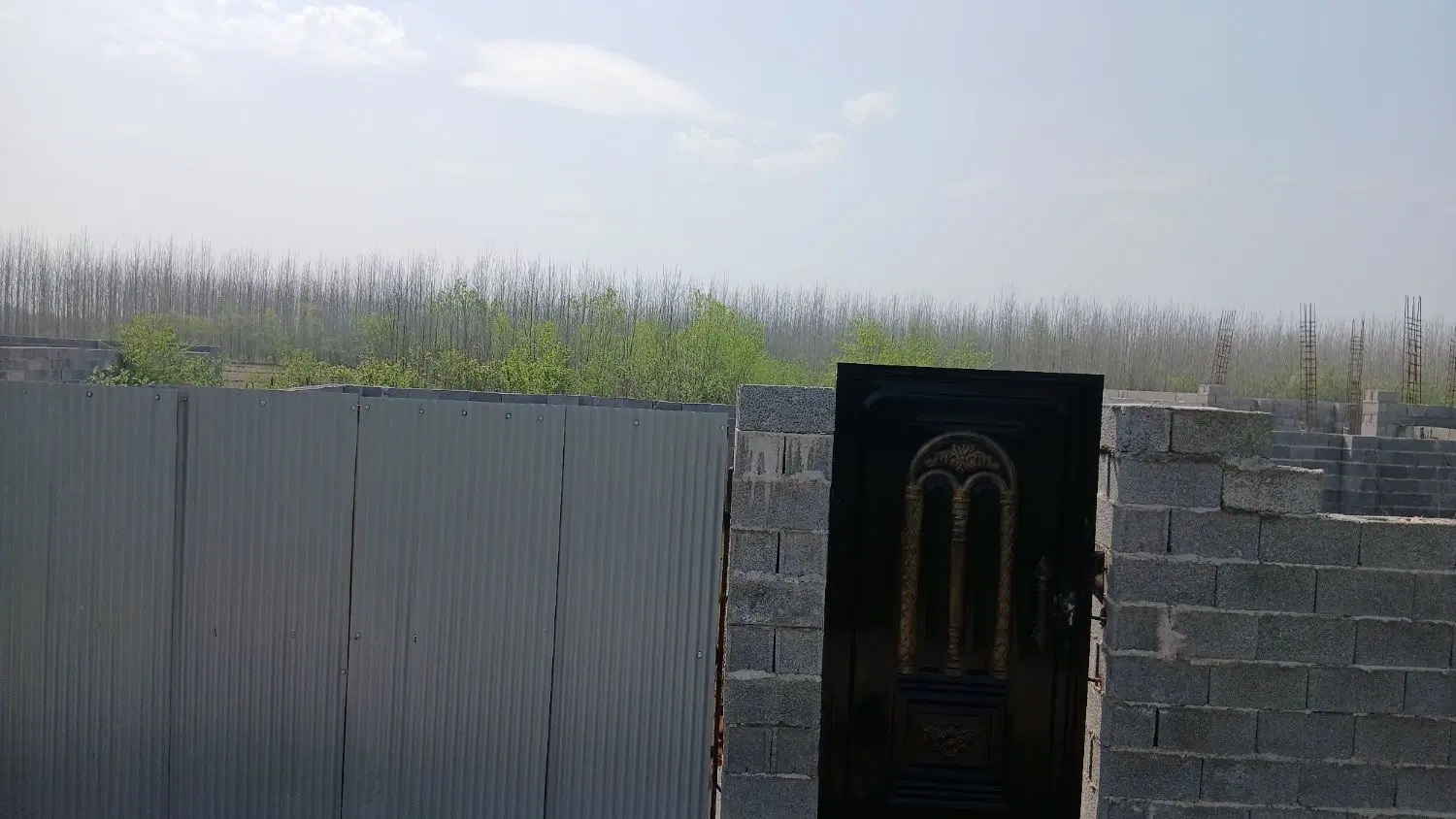 زمین مسکونی روستای معاوضه هم دارم