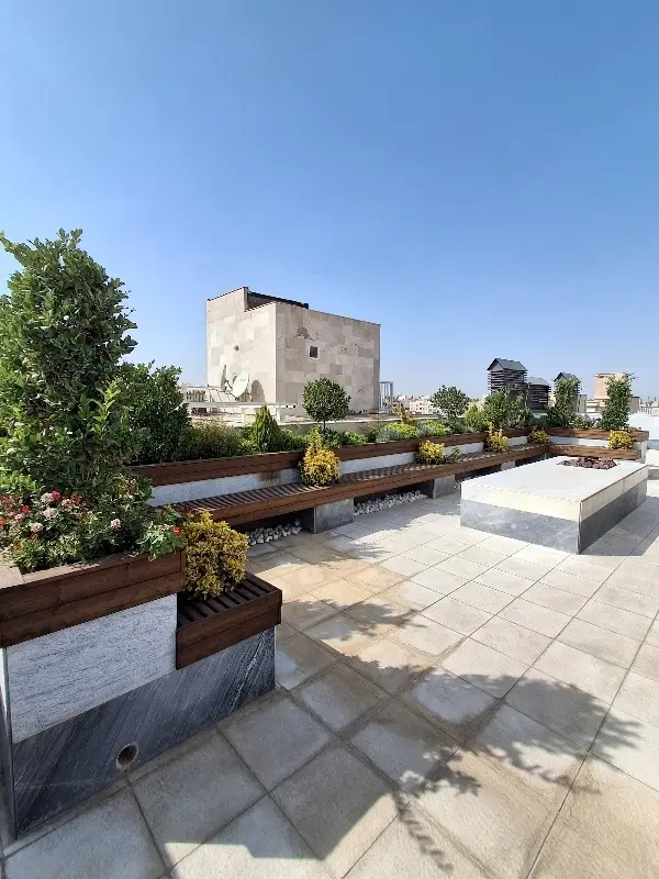 ۴۲۰ متر عرصه * ۸۵۰ متر زیر بنا * آسانسور * شخصی