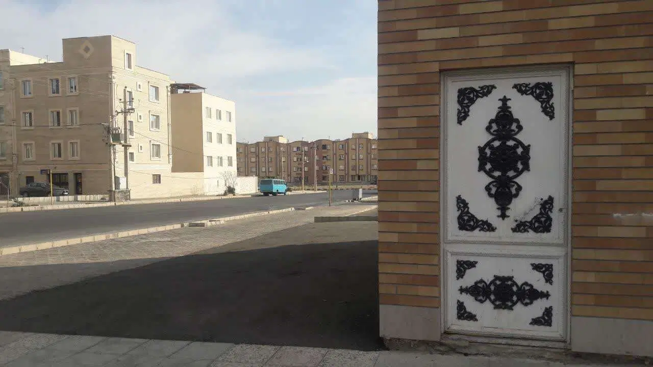 تجاری40متر