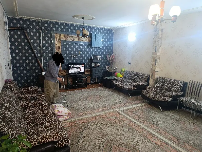 اپارتمان۶۳متری همکف میدان ژاندارمری