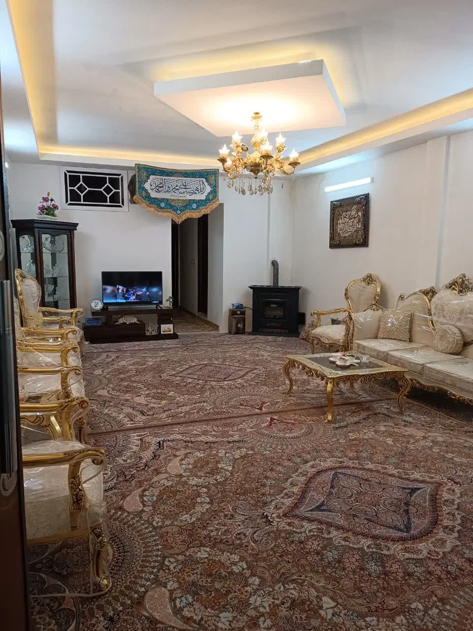آپارتمان ۱۰۰متری باهوایی حاشیه خیابان اصلی،توس۳۳