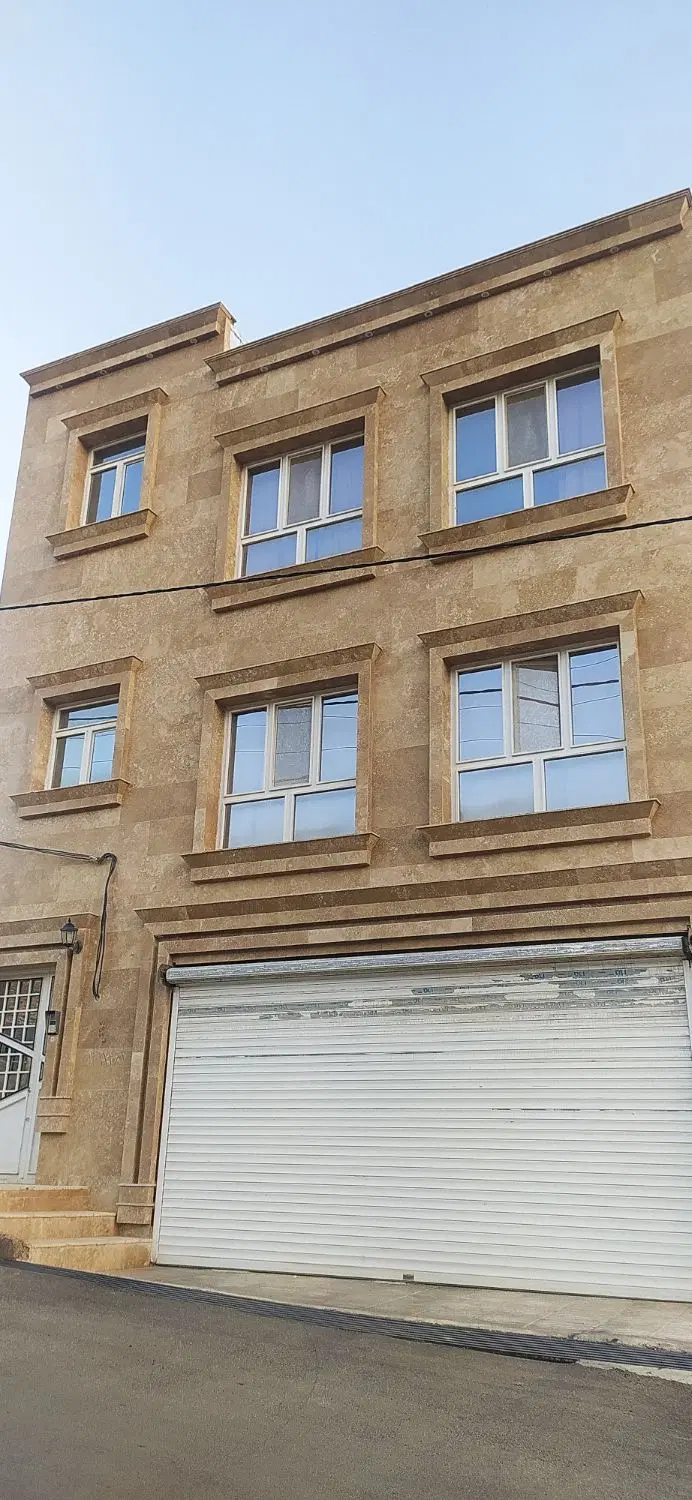 رهن کامل منزل ویلایی حیاط مستقل