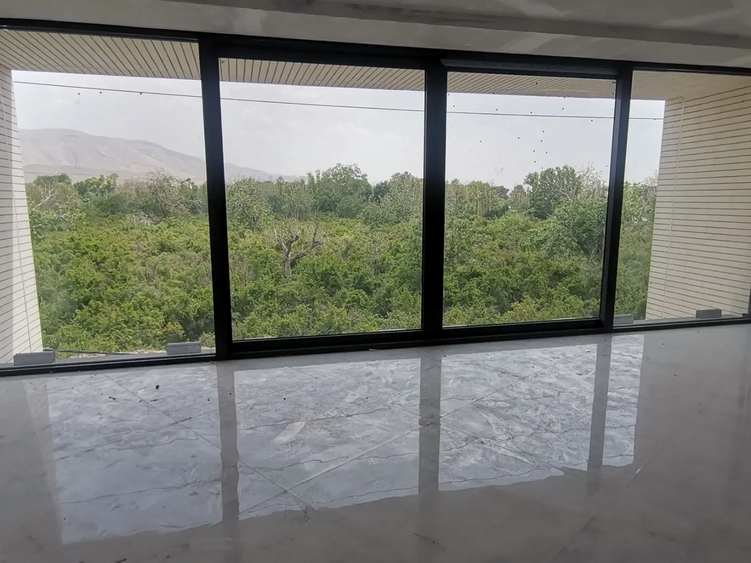 واحد ۲ خواب_۳۰۰ متری_تاپ لوکیشن_قصرالدشت