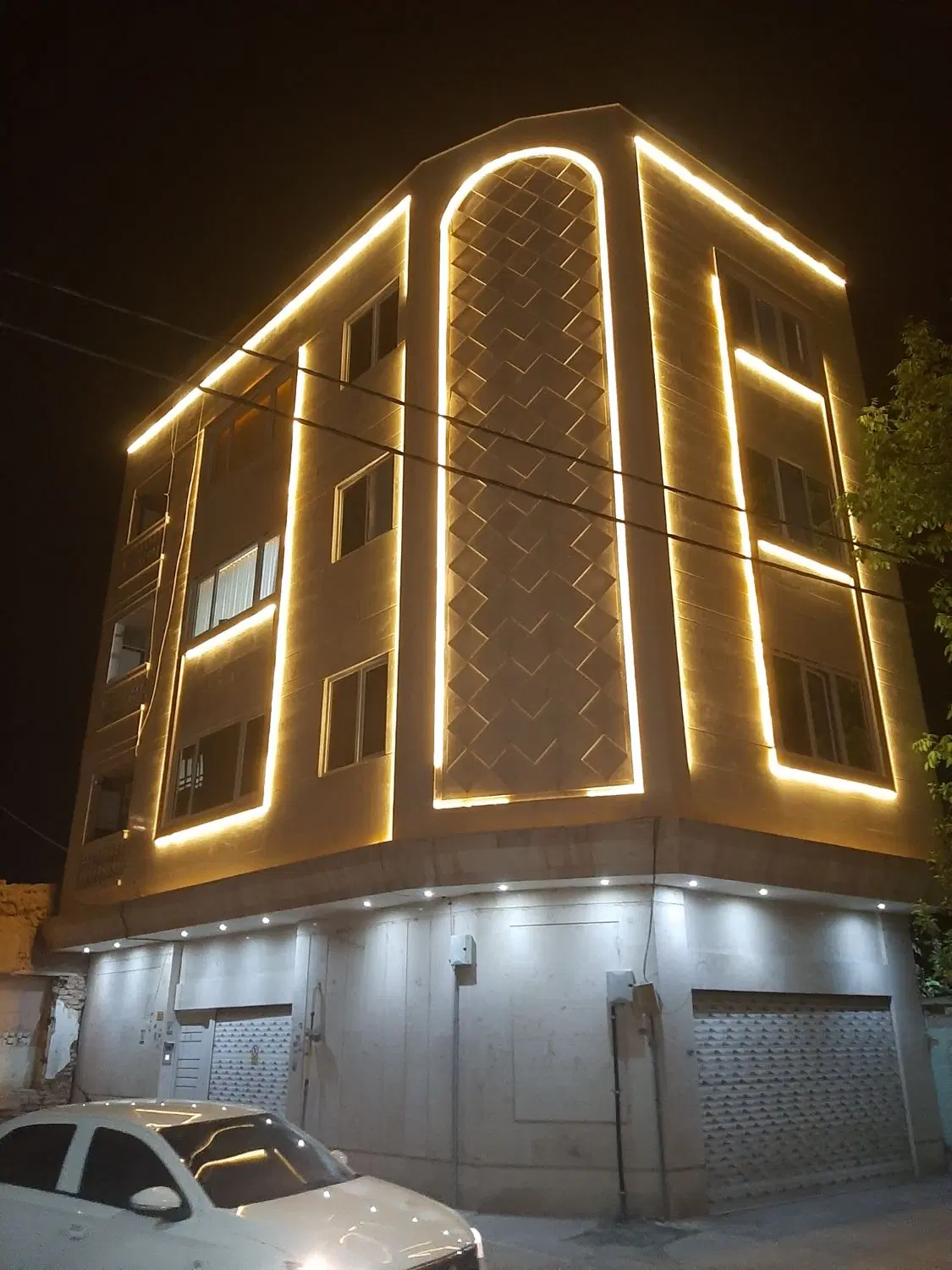 واحد ۳ خواب برند