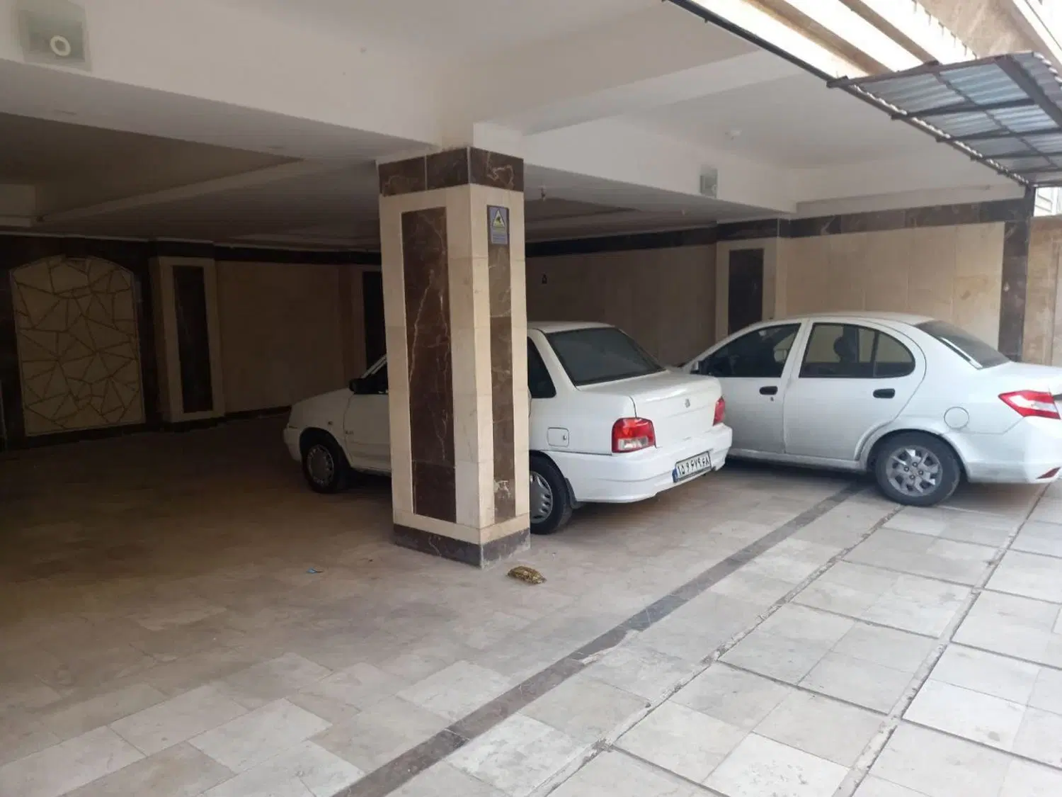 ۹۰متر_گلستان ۶۸_مشابه نوساز