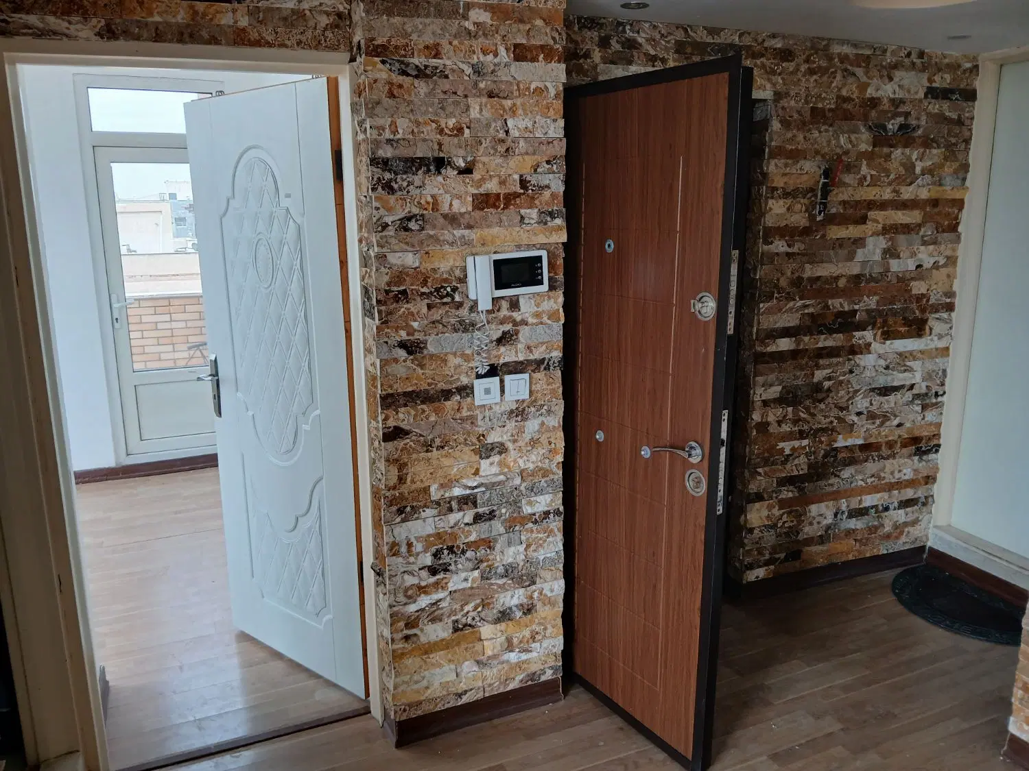 آپارتمان اجاره ای ۱۱۰ متری(پنت هاوس)