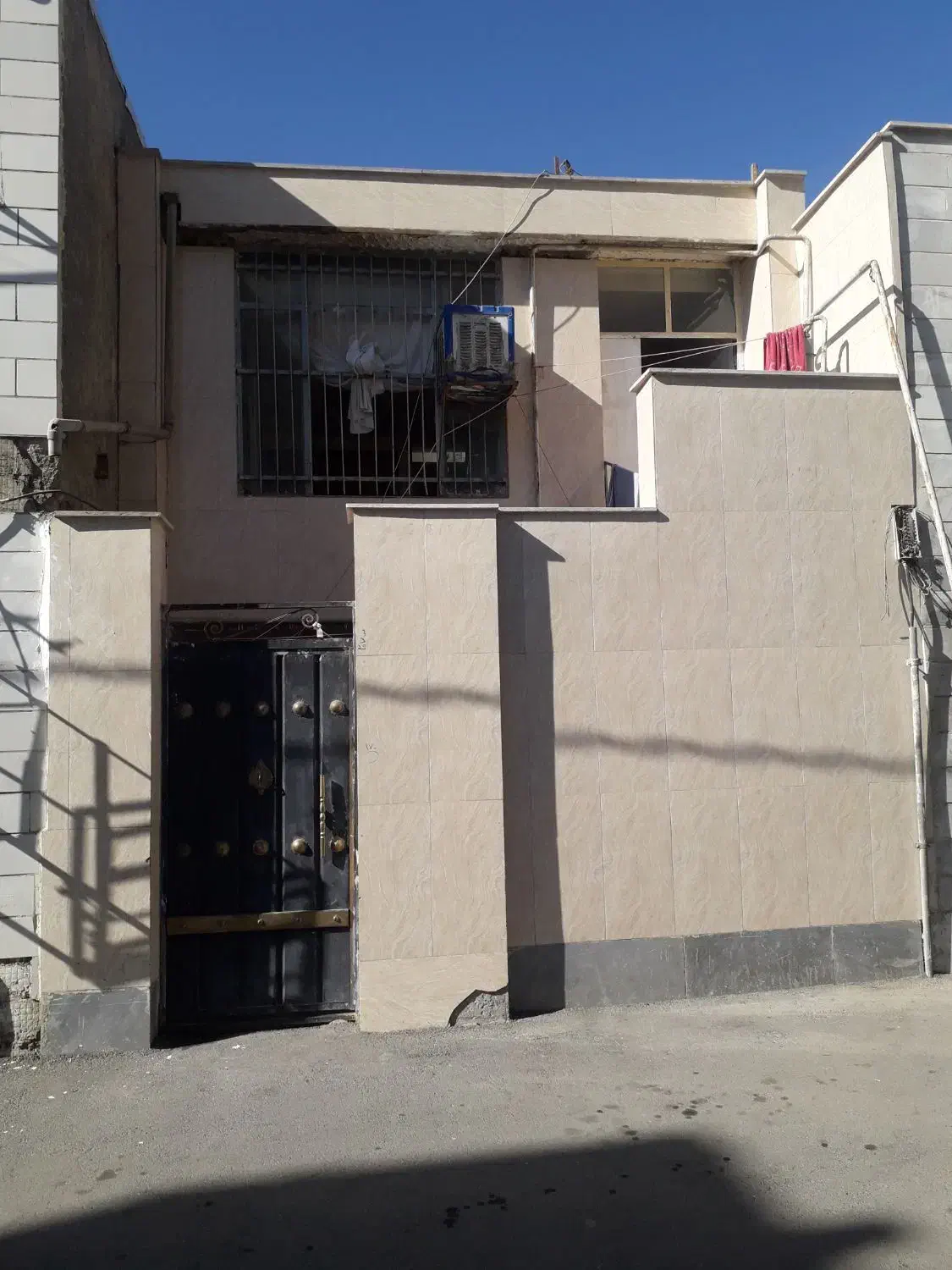 خانه ویلای دو طبقه