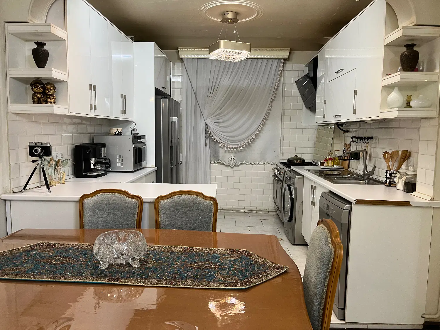 آپارتمان تک واحدی ۶۴ متری