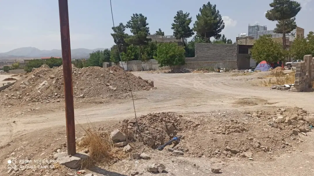 ۲۰۰۰ متر تجاری بر بلوار اصلی خان زنیان