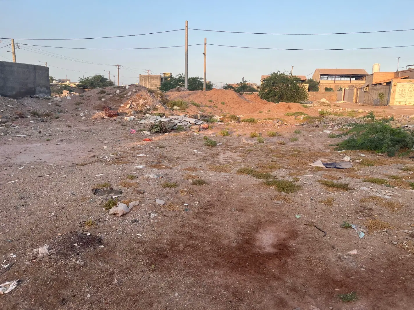 زمین۲۳۲ متری جزیره هرمز