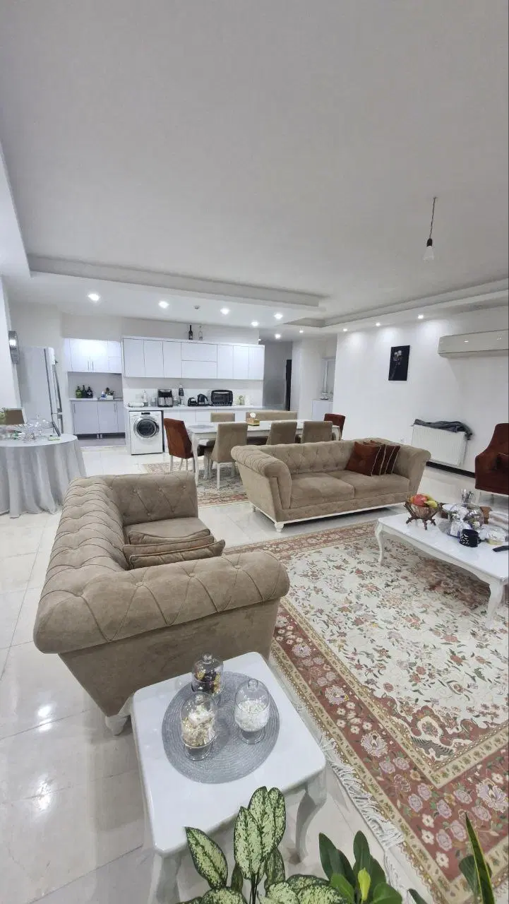 پلاک اول شریعتی 160متر 3خواب لوکیشن تک