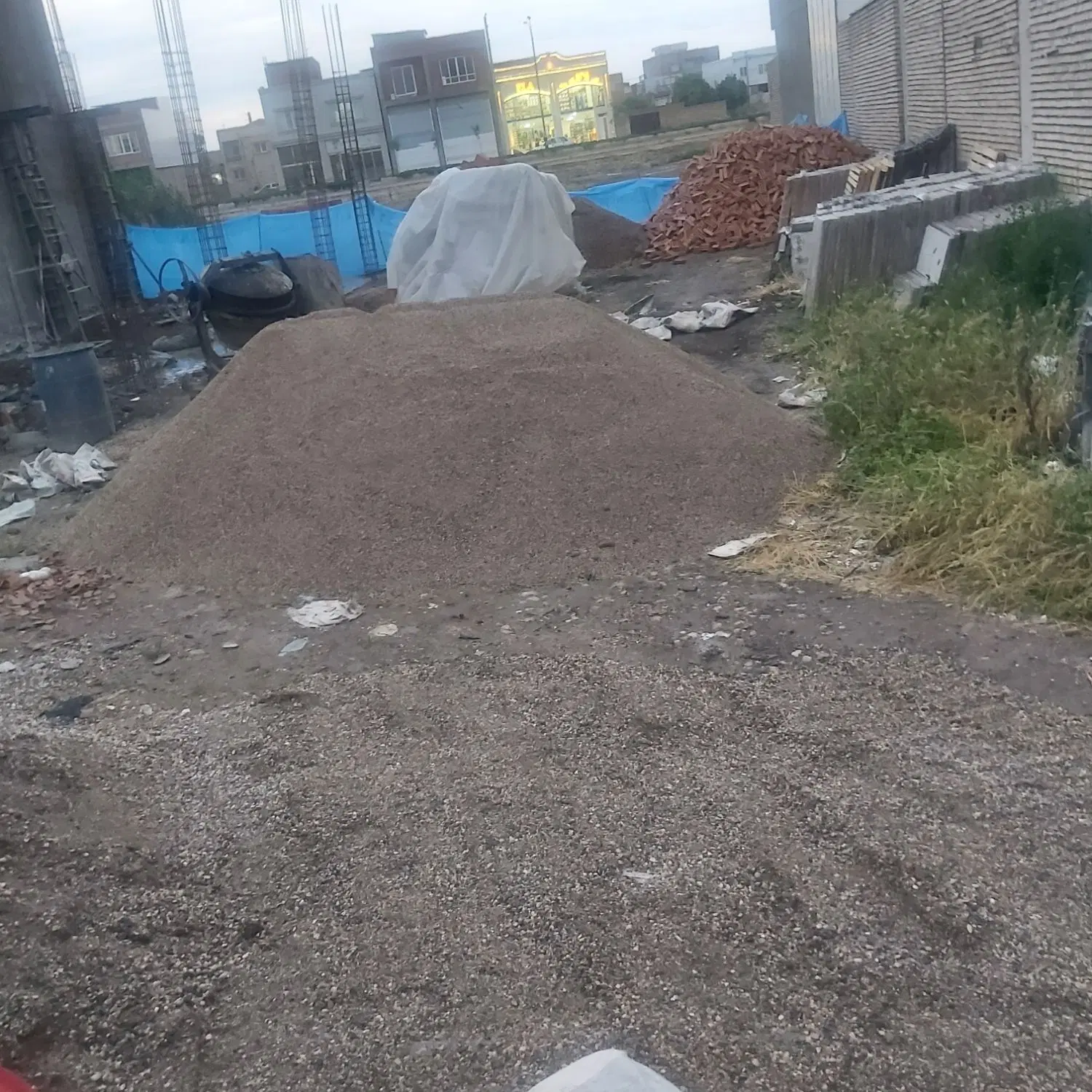 زمین مسکونی ششدانگ
