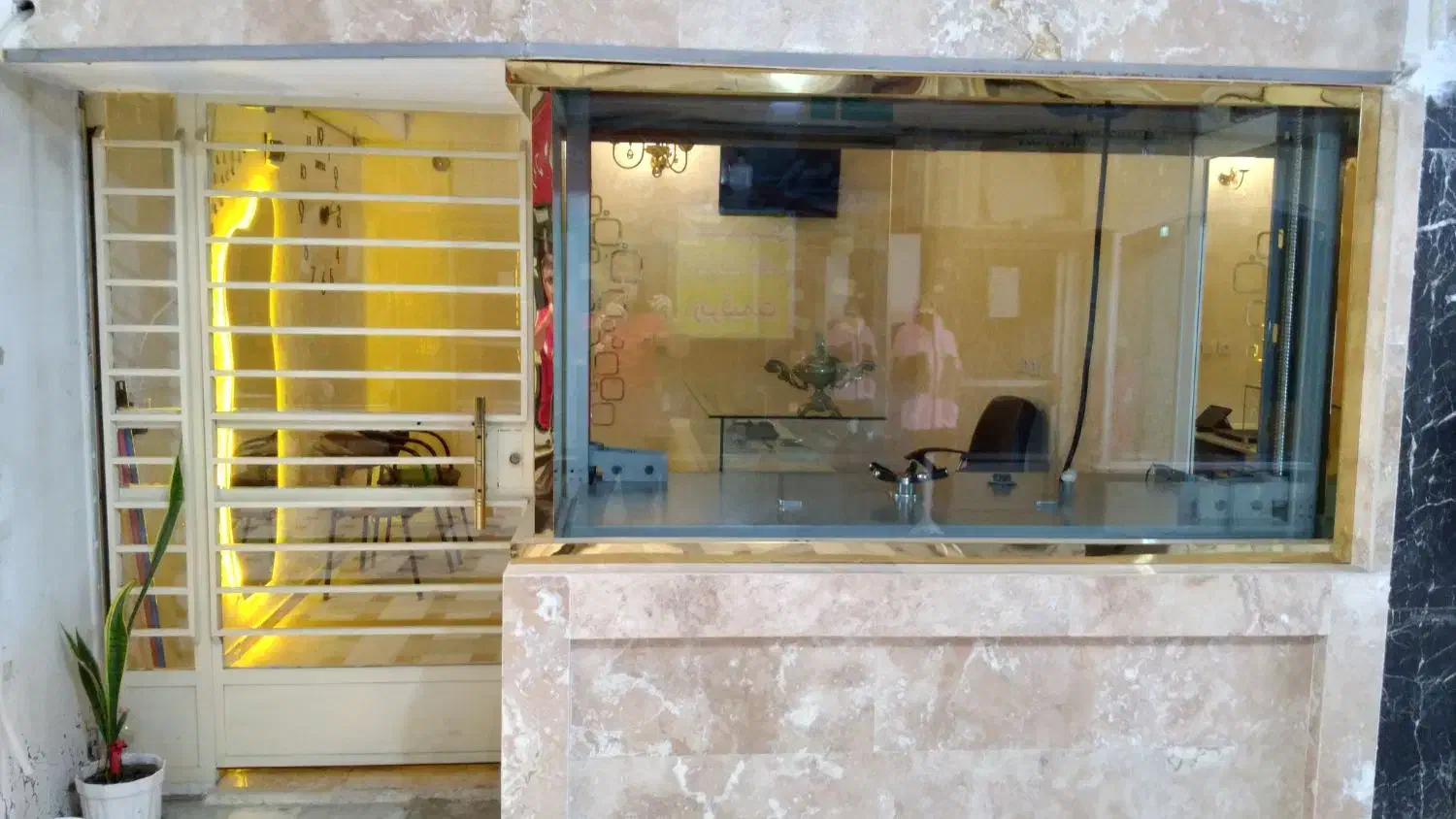 اجاره مغازه طلافروشی با امکانات مناسب