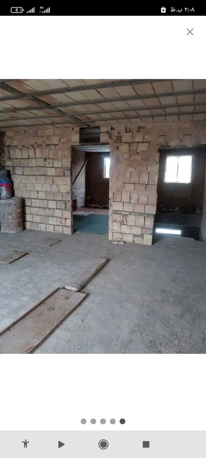منزل نیمه ساخت