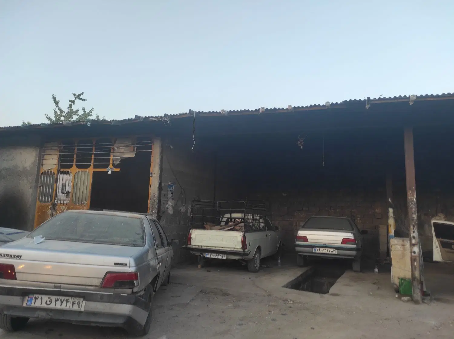 اجاره مغازه در گاراژ نجف آباد