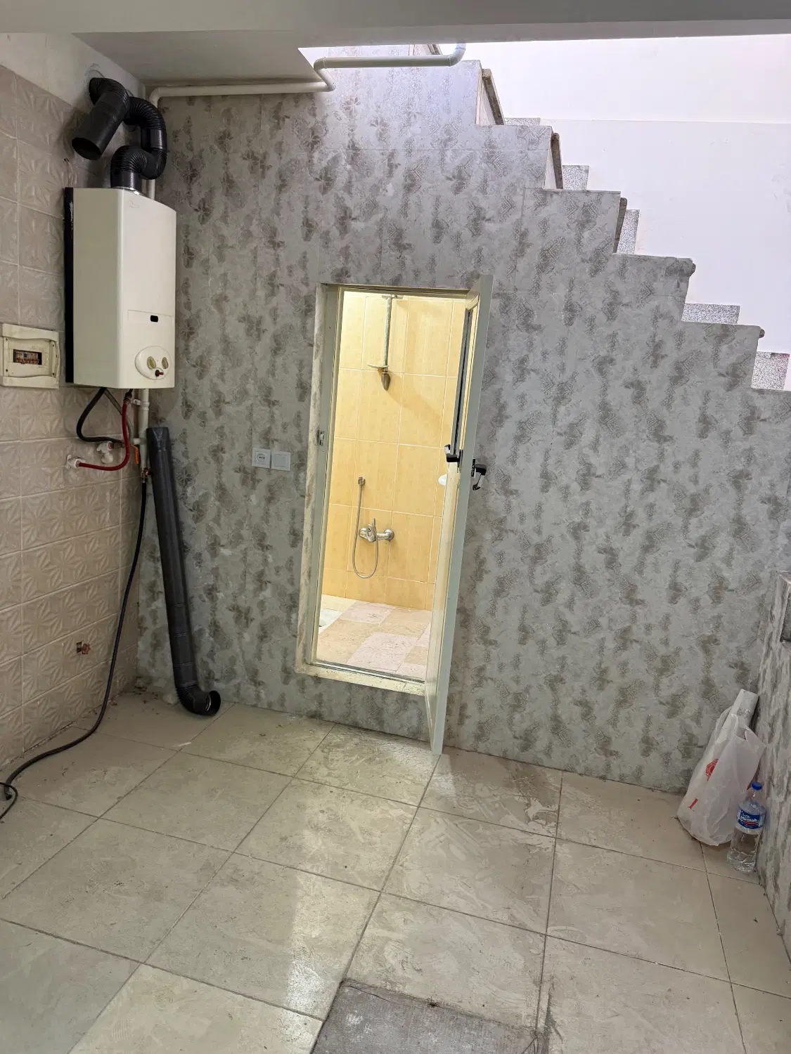 زیر زمین سند تجاری خیام جنوبی ۱۰۸متر