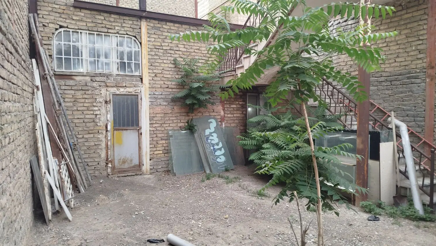 ششدانگ 207 متری امتیاز پنج سقف