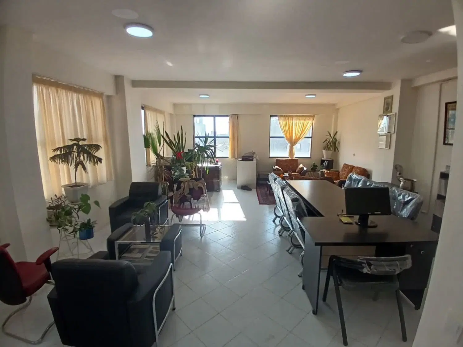 فروش مغازه فول امکانات ۹۰ متری