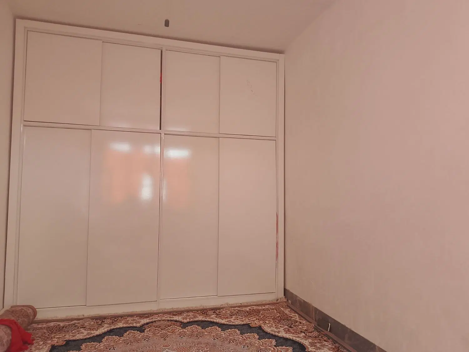 این خانه برای فروش است