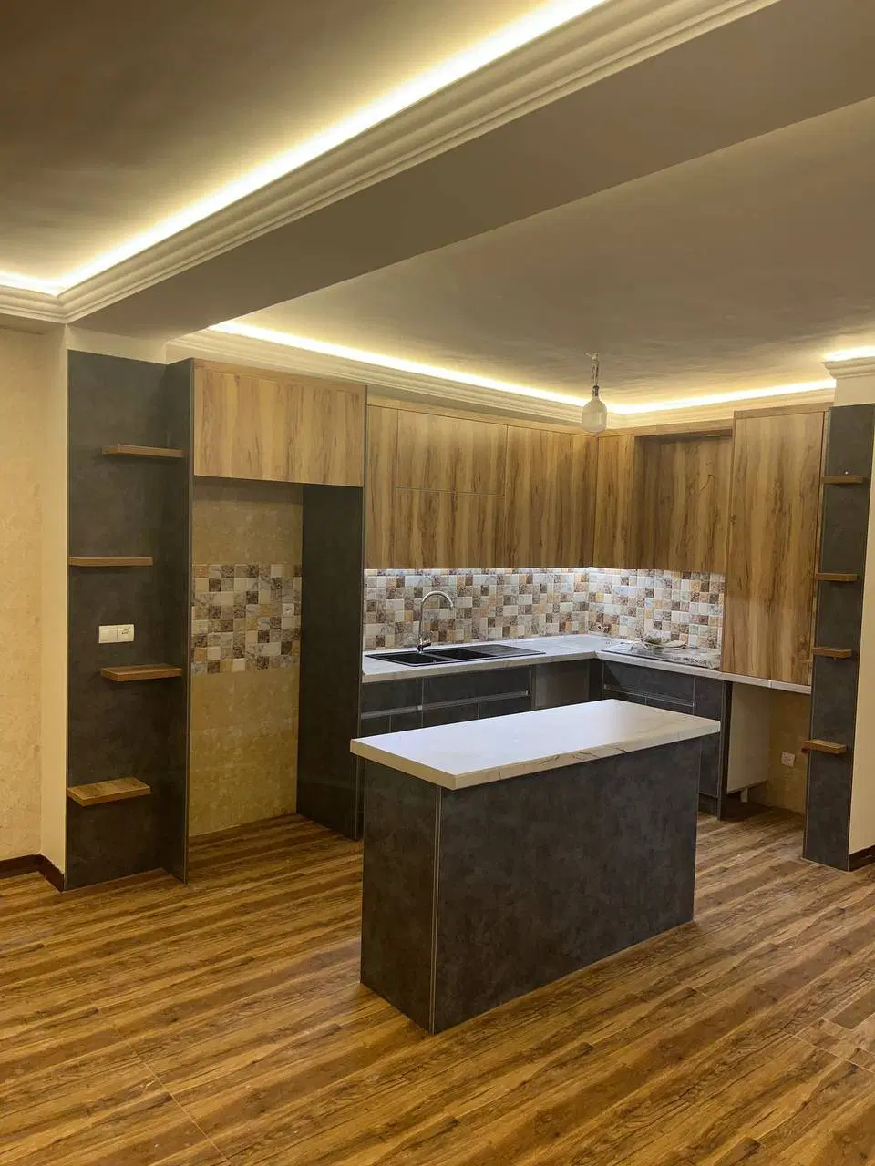 آپارتمان ۱۱۰ متری نوساز شهرک شاهد گرمدره