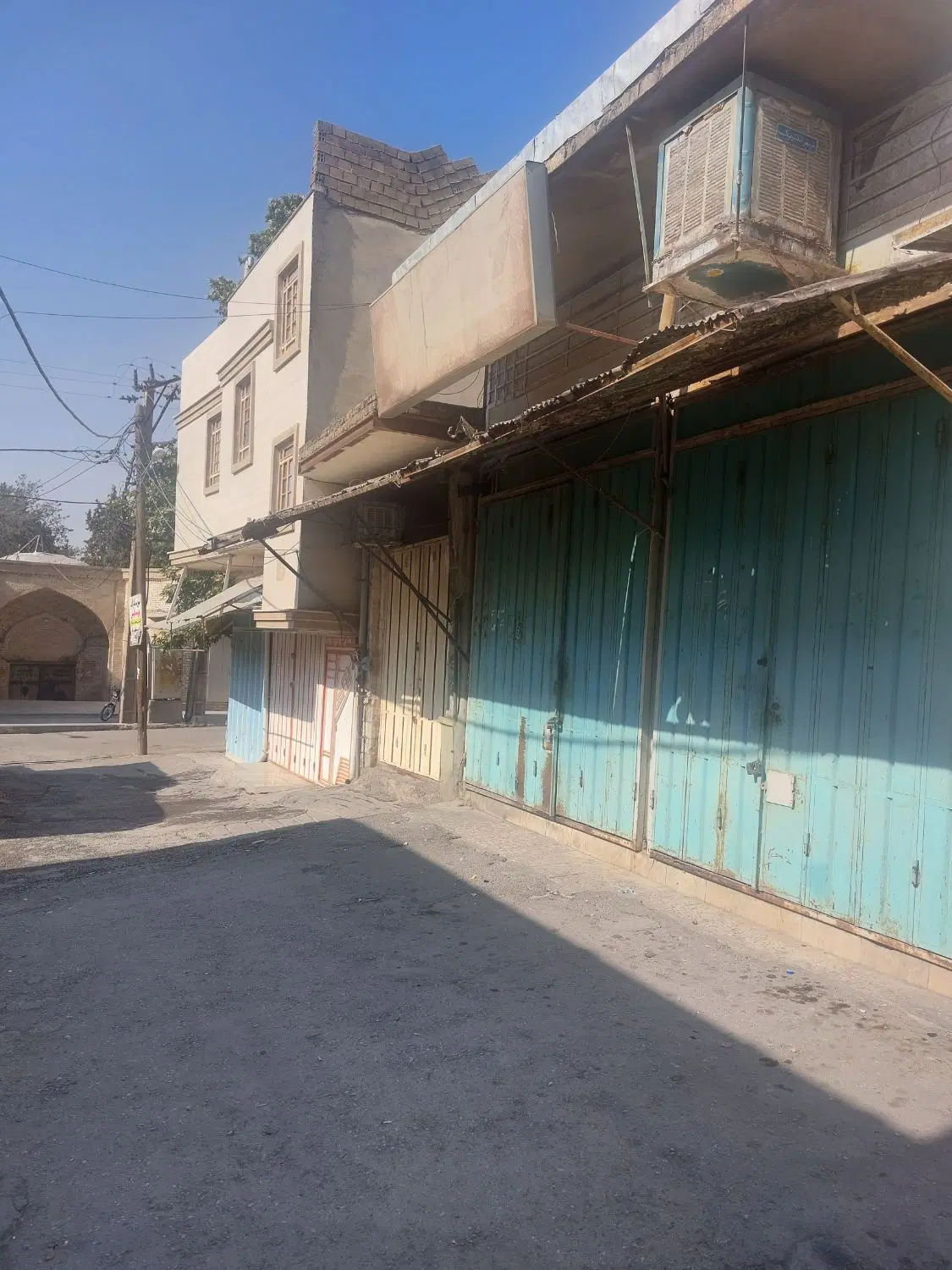 مغازه ۱۶متری بازار
