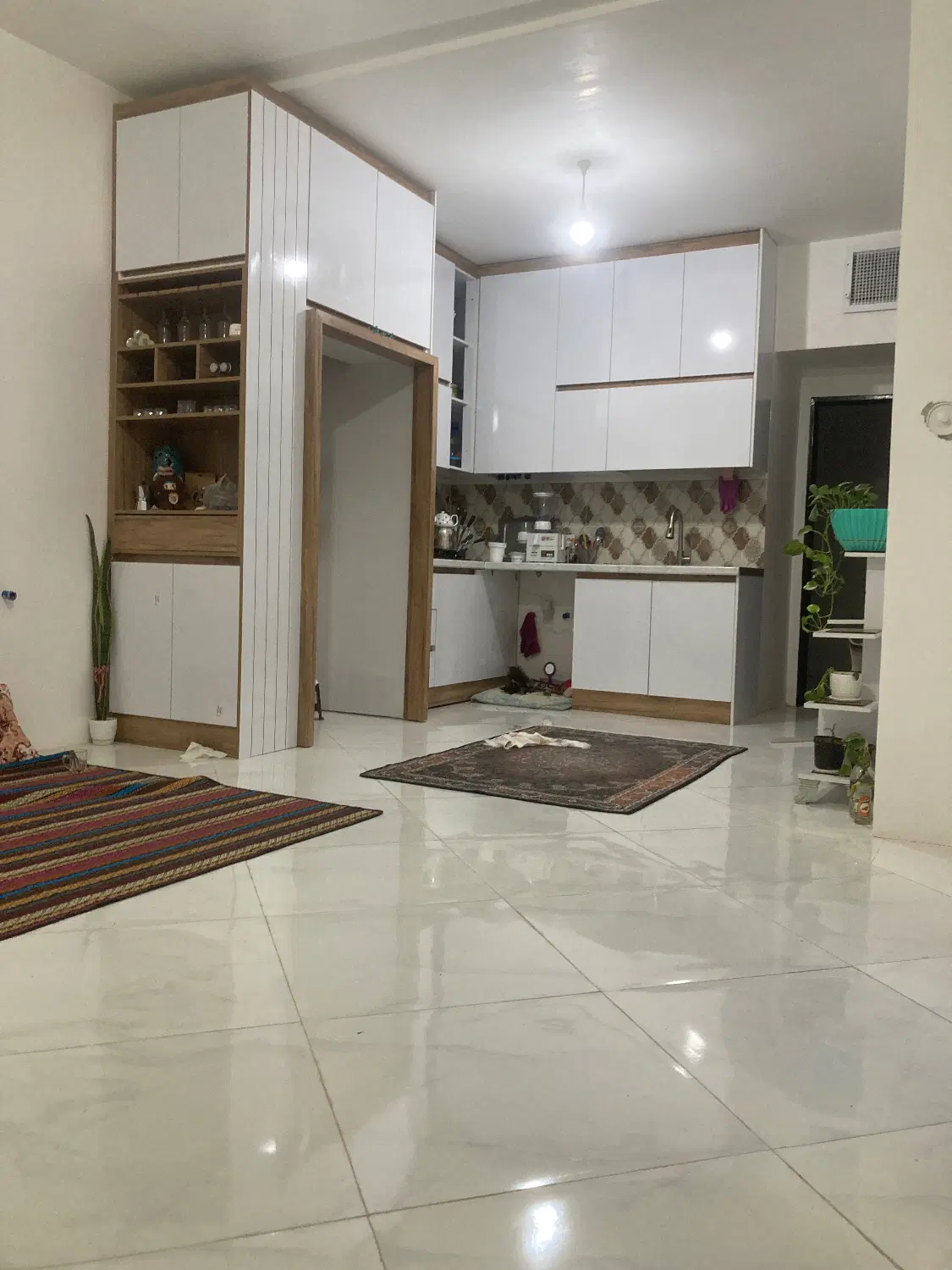 واحدمسکونی ۶۵متر چهکند