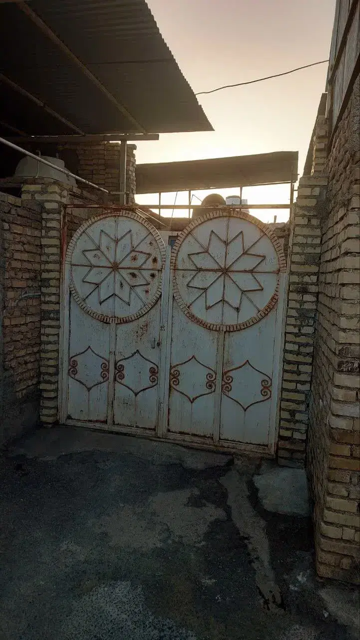 ویلایی دوطبقه بسیار شیک در شهر حر