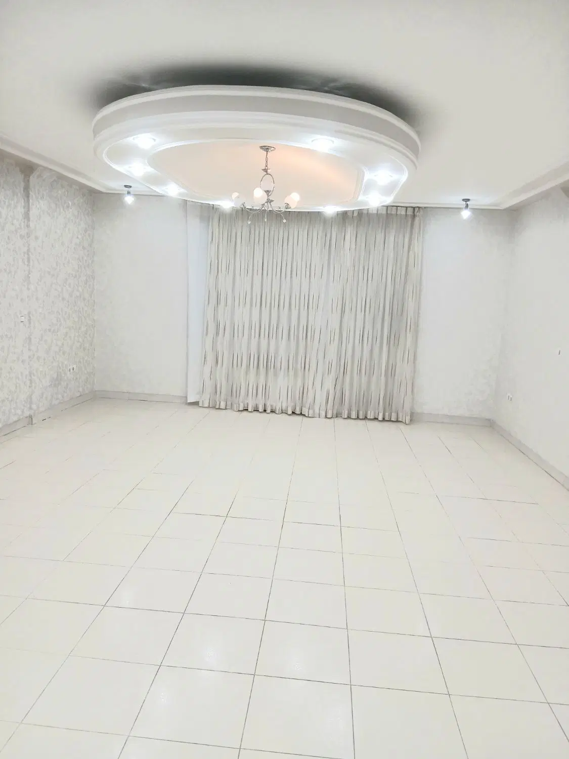 آپارتمان ۱۲۵متری دوخوابه بلوارجمهوری،خیابان کوهسار
