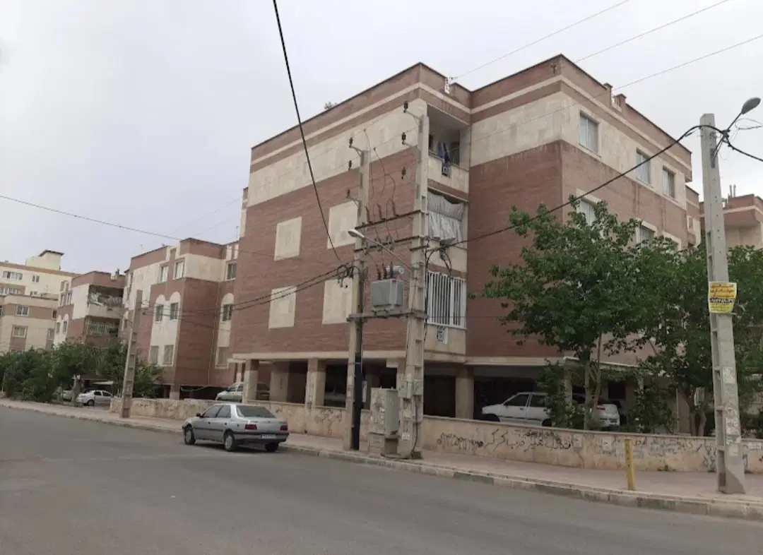 فاز 3 شمال _سند تکبرگ_پارکینگ مسقف_قابل وام گرفتن
