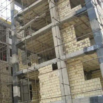 آپارتمان نیمه کاره