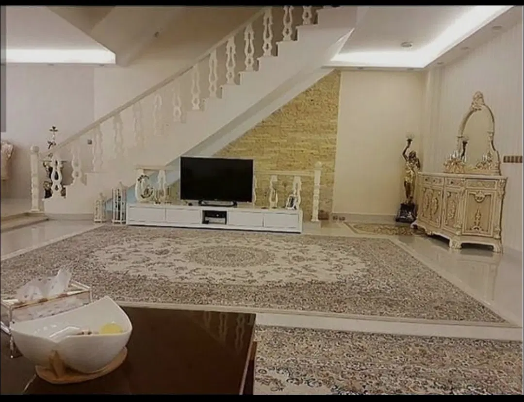 96متر دو خواب فول امکانات