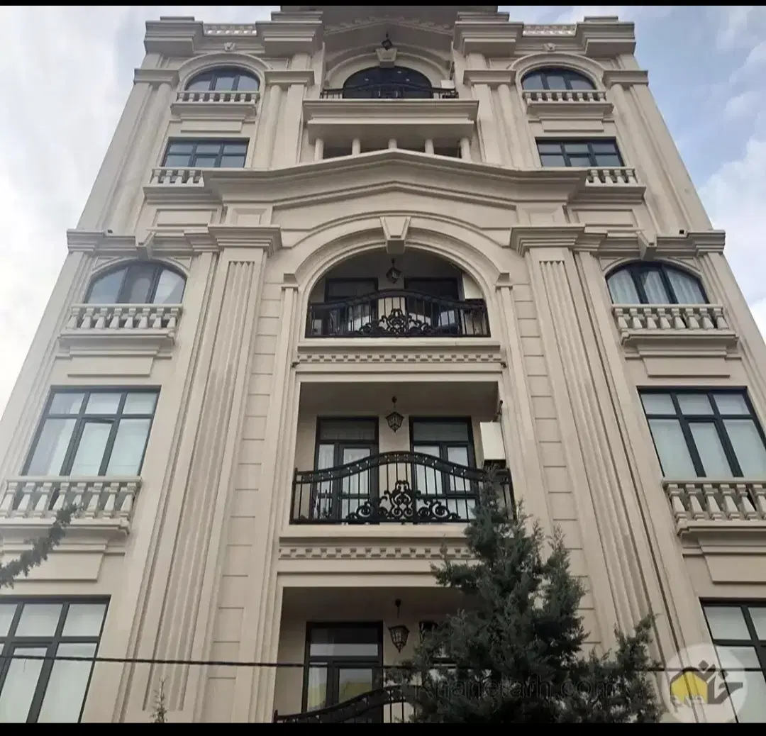 ملک دربست