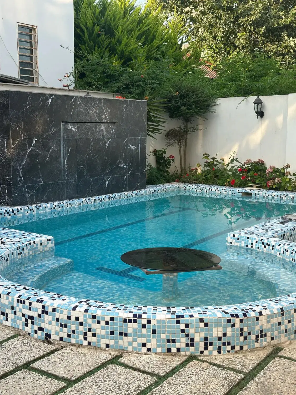 دوبلکس مدرن روف گاردن سند دار