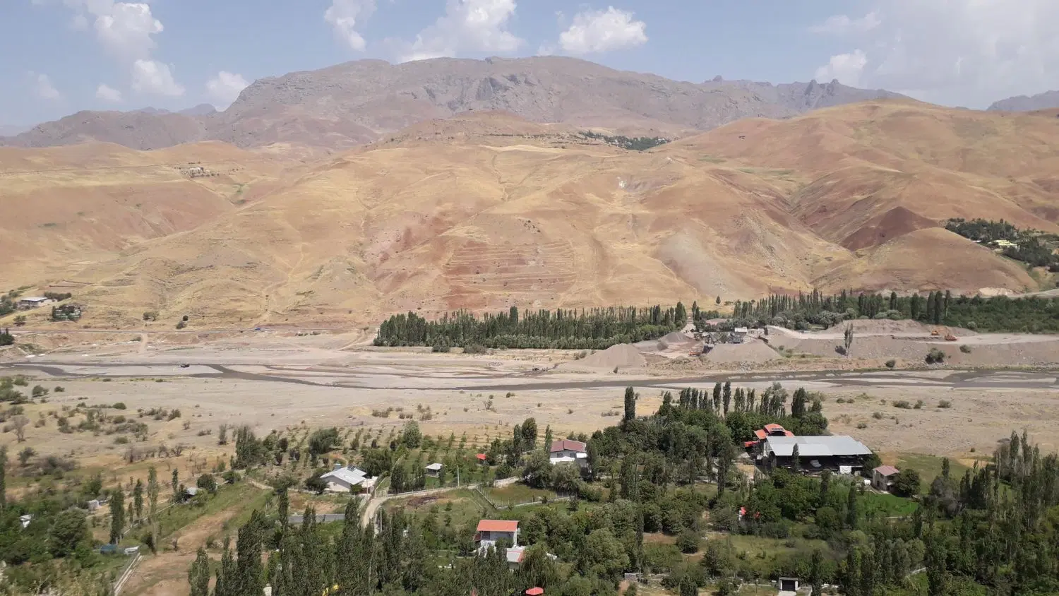 ۵۰۰ متر زمین واقع در طالقان( روستای وشته )