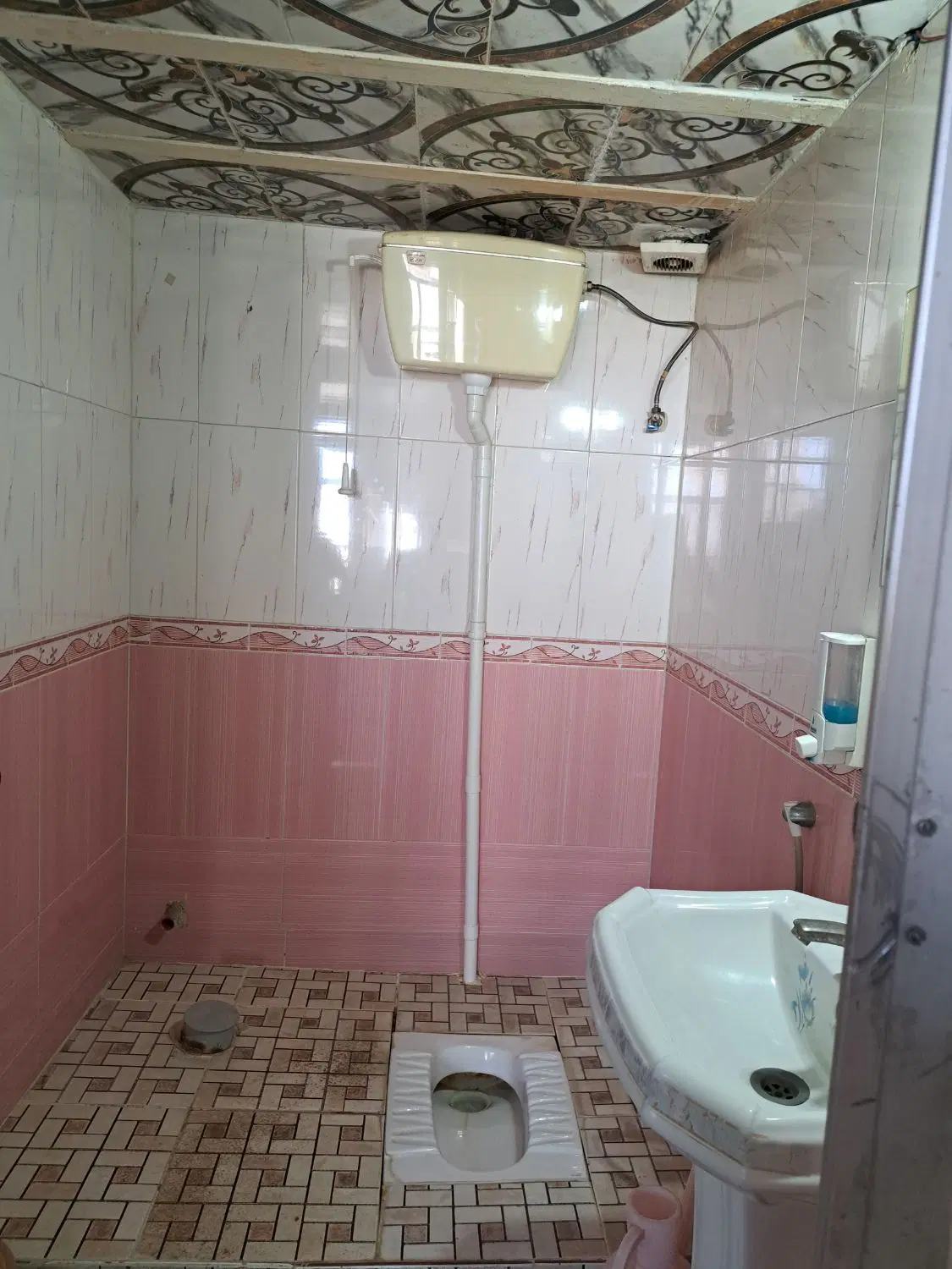 اجاره خونه ۱۲۰متری طبقه سوم دوخواب