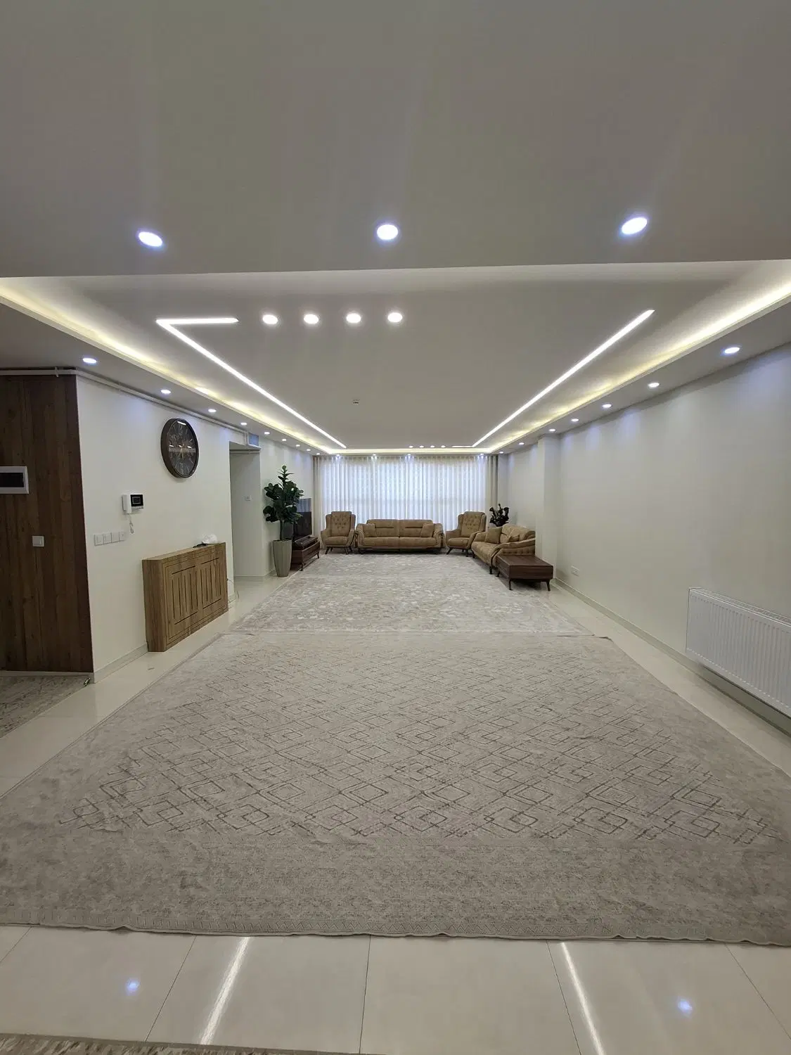 فروش آپارتمان تک واحدی ۱۲۰متری