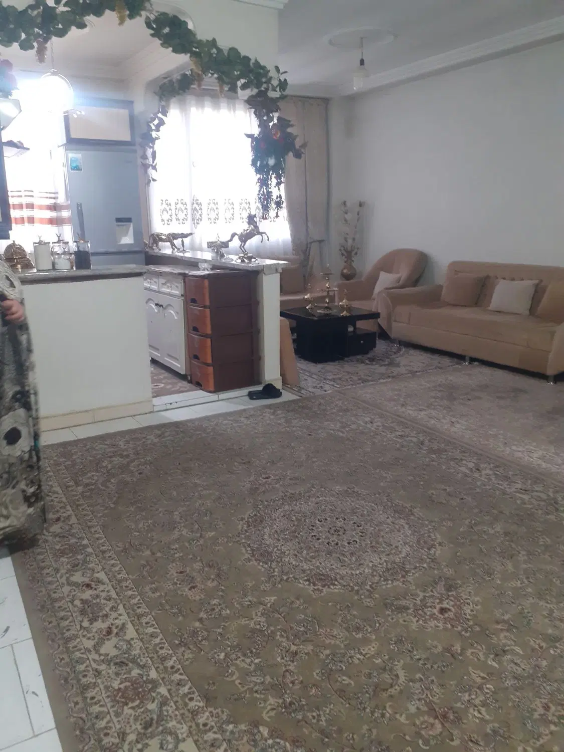 واحد ۶۰متری تک خواب سند پارکینگ دار