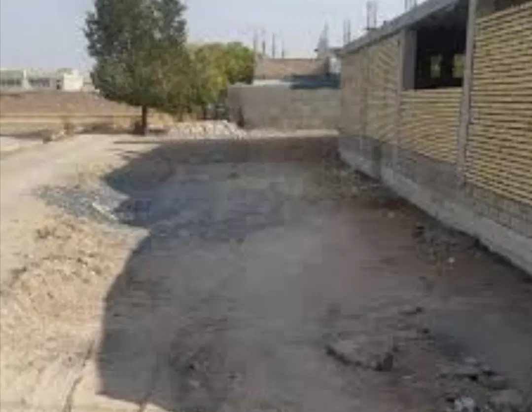 زمین 220متری