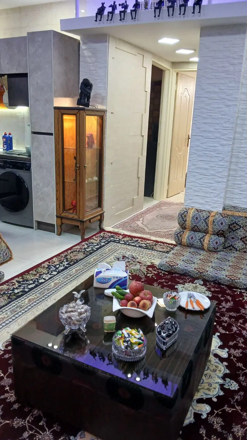 همخانه میپذیرم