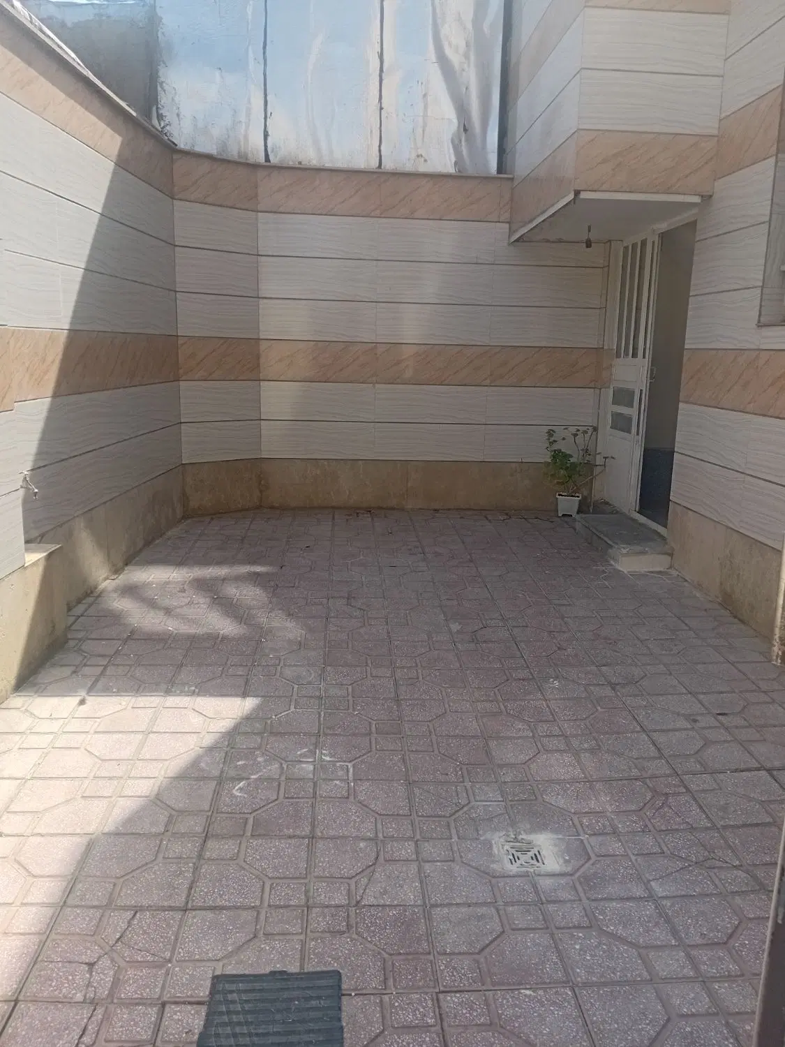 ویلایی (شهرک بهشتی )
