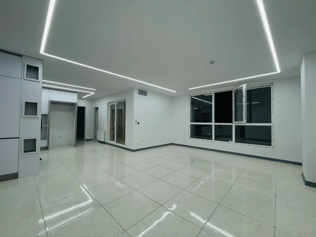 فروش آپارتمان نوساز  110 متری فول روبه نما