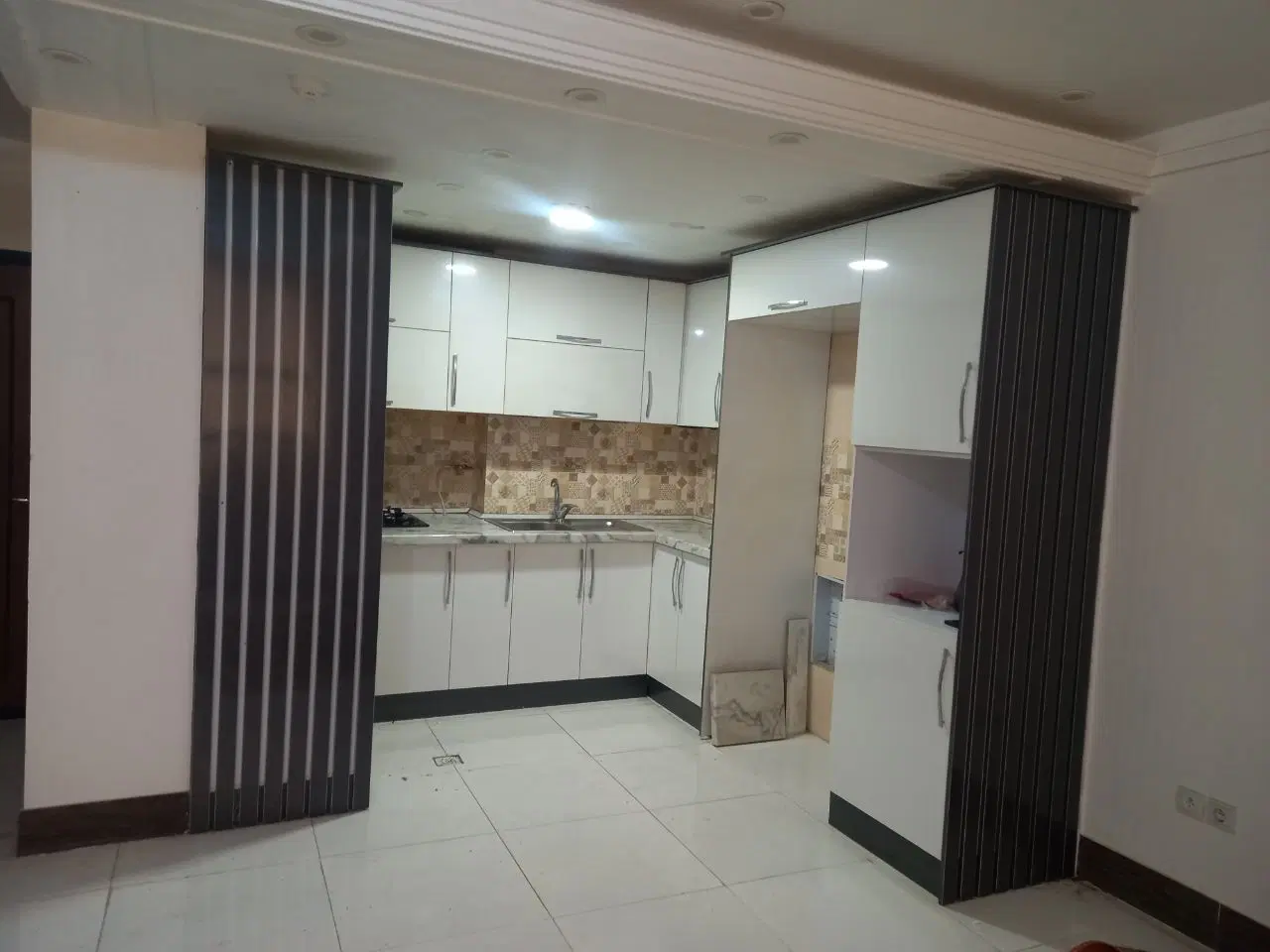 رهن و اجاره   اپارتمان ۷۰ متری با پارکینگ اختصاصی